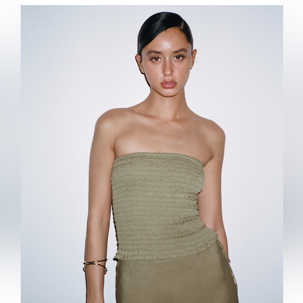 BRAND NEW Réalisation Par Tara Top in Envy (Olive Green)